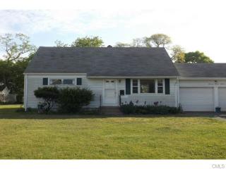 342 Riverdale Dr, Stratford, CT 06615-7652
