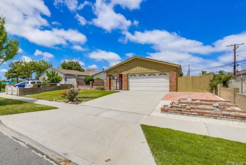 5311 Hayter Ave, Lakewood, CA 90712-1628