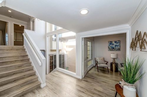 402 Westchester Pl, Fullerton CA  92835-2705 exterior