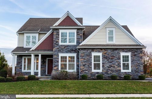 518 Delp Rd, Lancaster PA  17601-2956 exterior
