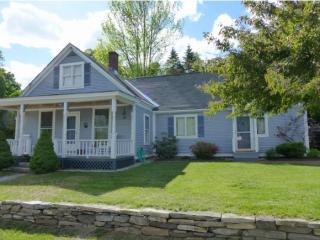 109 High St, Cavendish, VT 05142-4429