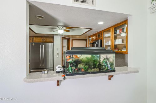 8610 67 Dr, Peoria AZ 85383-7103 exterior