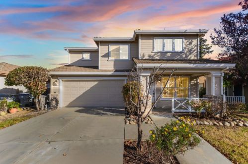 983 Anderson Cir, Woodland, CA 95776-5100