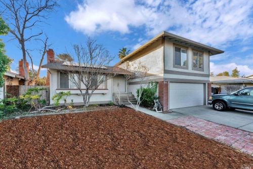 456 Royal Oaks Dr, Vacaville, CA 95687-5022