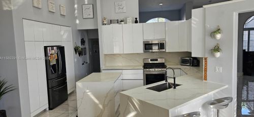 2172 139th Ter, Hollywood FL  33028-2837 exterior