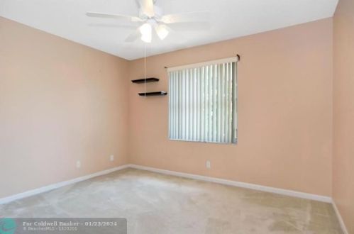 17398 20th Ct, Hollywood FL  33029-5541 exterior