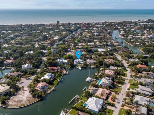750 Periwinkle Way, Sanibel, FL 33957-3827