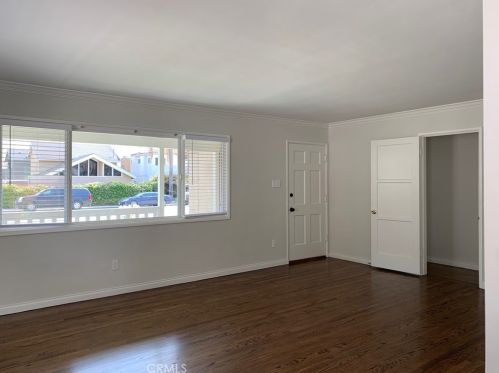 5278 Appian Way, Long Beach CA  90803-1913 exterior