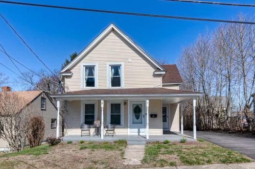 103 Raymond Street Ext, United States Coast Guard Ac, CT 06320-3817