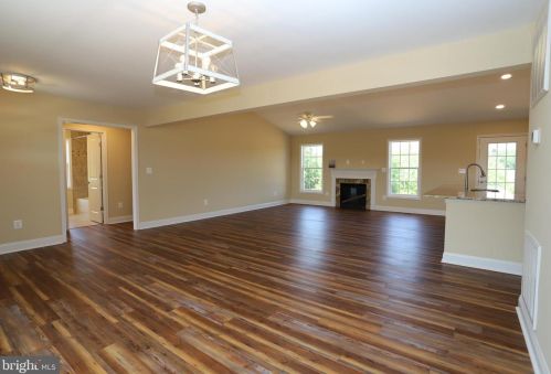 32803 Indiantown Rd, Locust Grove VA  22508-2312 exterior