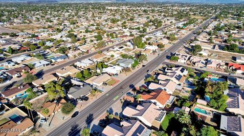 5019 Paradise Ln, Glendale AZ  85306-2655 exterior
