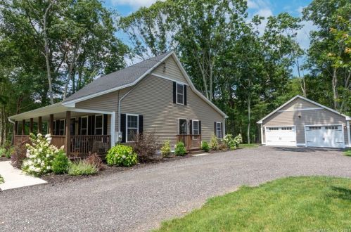 420 Moosup Pond Rd, Moosup, CT 06354-1809