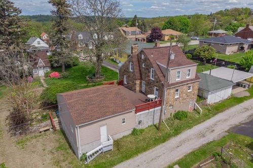 1008 Frank Ave, Jeannette PA  15644-1534 exterior