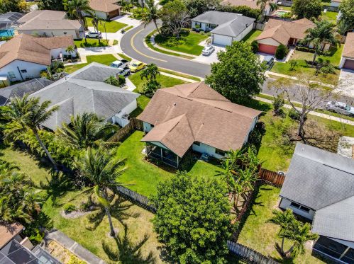 163 Arrowhead Cir, Jupiter, FL 33458-7309