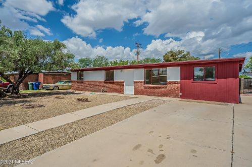 4909 23rd St, Tucson, AZ 85711-4913