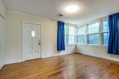 2220 Locust St, Denton TX  76209-1806 exterior