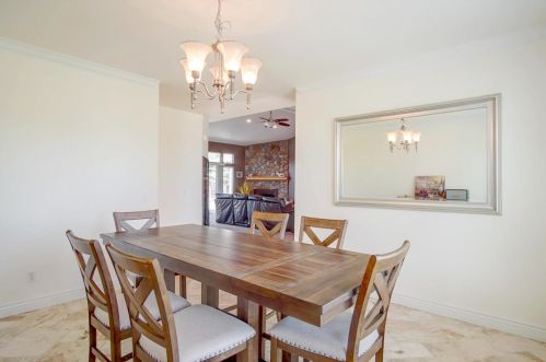 5890 Yuste Ln, Hollister CA  95023-9538 exterior