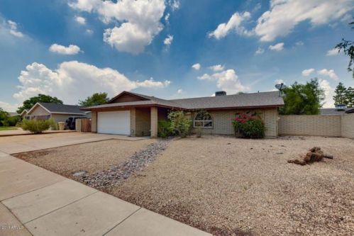 5210 Mercer Ln, Glendale, AZ 85304-4238