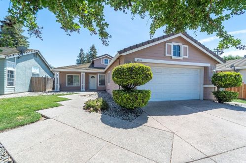 4924 Apple Farm Ln, Salida CA  95368-9000 exterior