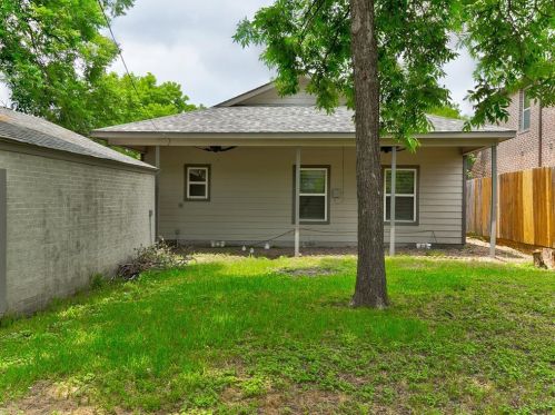 2521 Benbrook Blvd, Fort Worth TX  76109-2335 exterior