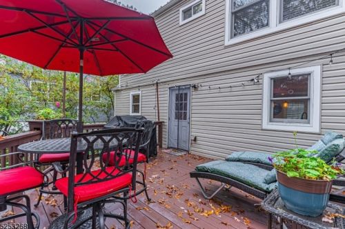 45 Longview Trl, Parsippany NJ  07834-2039 exterior