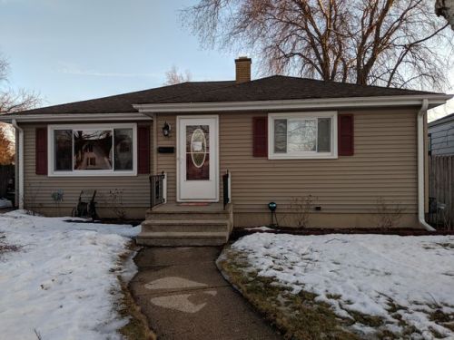 1815 34th St, Kenosha, WI 53140-5223