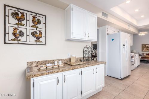 20019 146th Dr, Sun City AZ 85375-6126 exterior