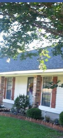 163 Pam St, Ville Platte, LA 70586-6602