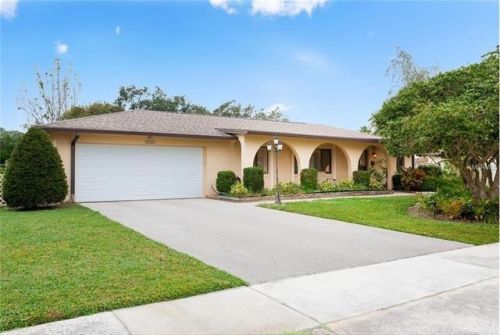 8247 Deming Dr, Orlando, FL 32825-8219