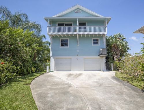 500 182nd Ave, Saint Petersburg, FL 33708-1031