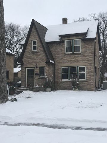 523 4th Ave, Moorhead, MN 56560-2707