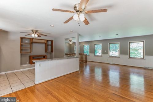 13480 Grandpas Rd, Nokesville VA  20181-3343 exterior