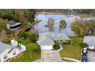 21600 Rosewood Ct, Lutz, FL 33549-4166