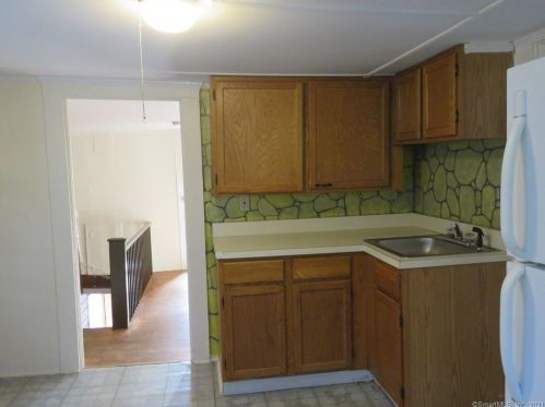 207 Main St, Colchester CT  06415-1405 exterior