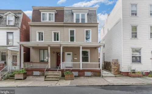 1605 Hunter St, Harrisburg, PA 17104-1884