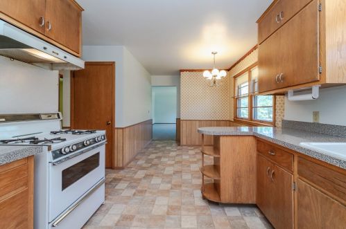 2422 53rd St, South Saint Paul MN  55076-1210 exterior