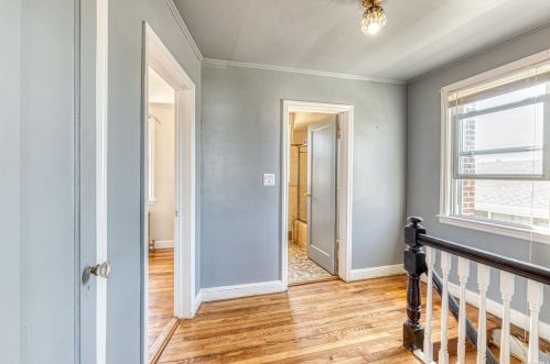 56 Wellington Rd, Floral Park NY  11003-1414 exterior