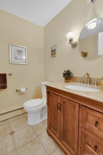 26 Ridge Rd, Southington CT  06489-2437 exterior