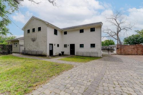 907 Morton St, Richmond TX 77469-3076 exterior