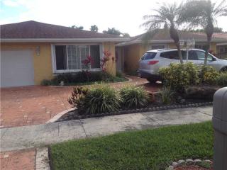 12120 97th Ter, Miami, FL 33186-2635