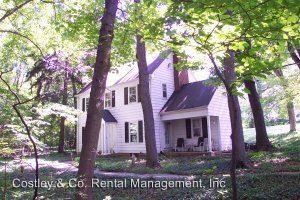 1708 Fee Ln, Blmgtn IN  47408-1618 exterior