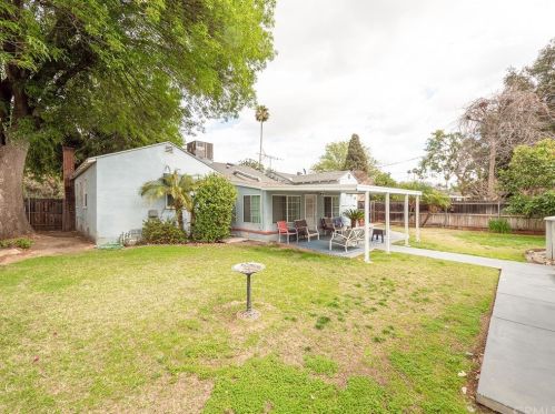 4684 Linwood Pl, Riverside CA 92506-1029 exterior