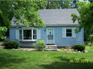 14 Richard Ct, Raymond, NH 03077-1834