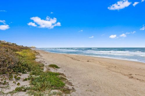 7160 Mellen Ln, Jupiter FL 33478-4640 exterior