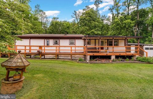 212 Stonehouse Rd, Carlisle PA  17015-9429 exterior