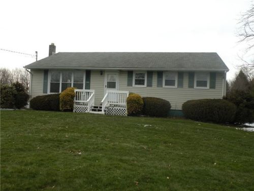 107 Right Angle Ln, Stahlstown, PA 15687-1279