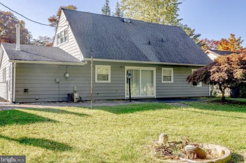 114 Eastbrook Ln, Willingboro NJ  08046-2225 exterior