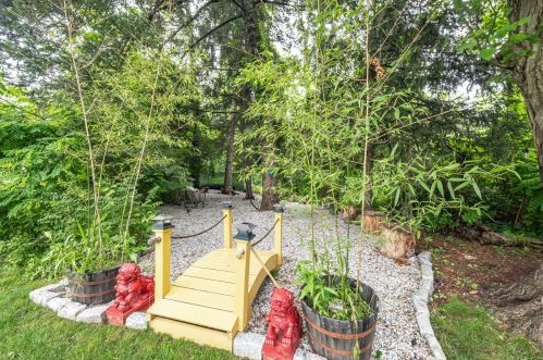 72 Maple Ave, Fishkill NY  12524-2213 exterior