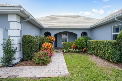 4856 Lake Dr, Boynton Beach, FL 33436-5911