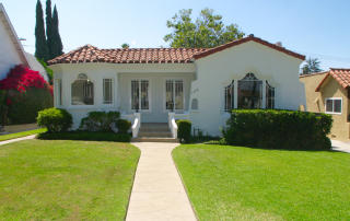 1364 Winchester Ave, Glendale, CA 91201-1433